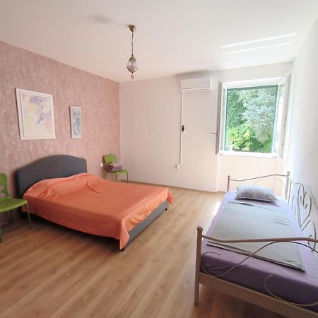 ספליט Bright And Colourful Apartment Luce -Sandy Beach מראה חיצוני תמונה