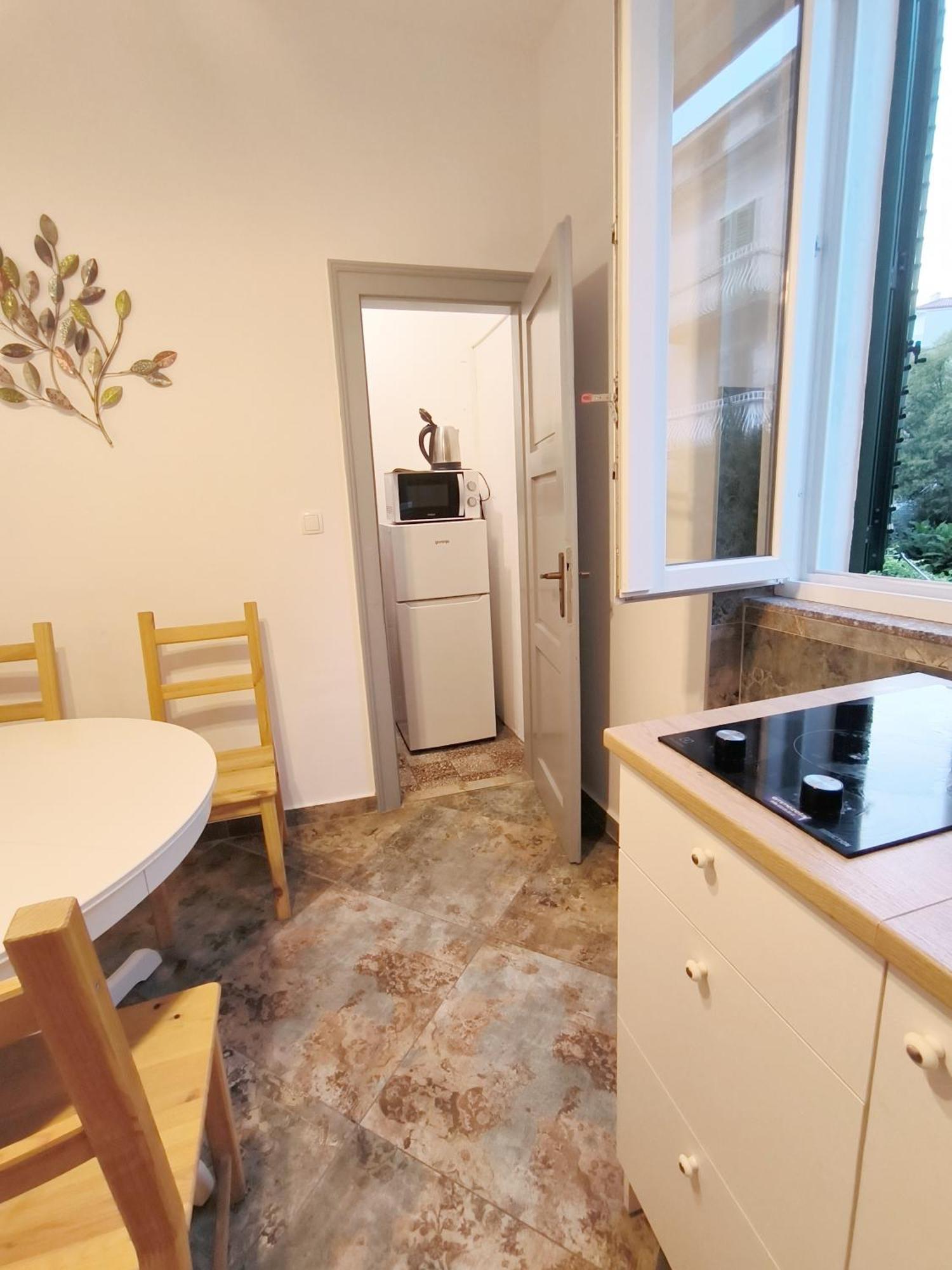 ספליט Bright And Colourful Apartment Luce -Sandy Beach מראה חיצוני תמונה