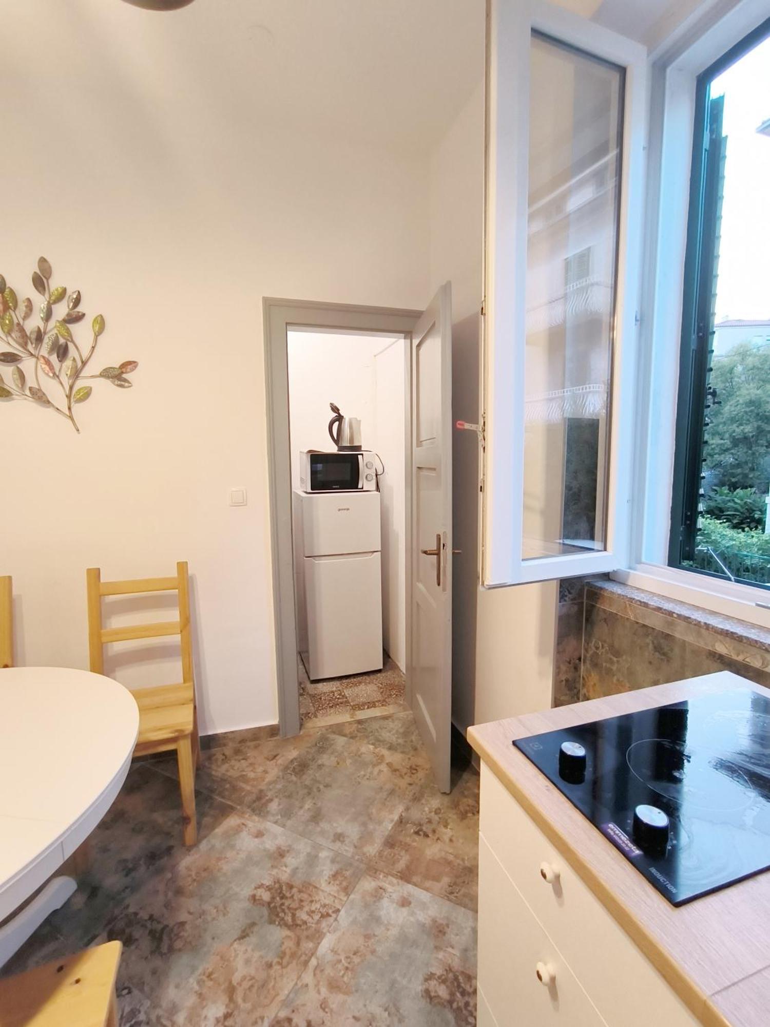 ספליט Bright And Colourful Apartment Luce -Sandy Beach מראה חיצוני תמונה